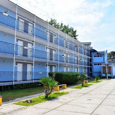 Continental Blu Hotel Pantai Sunny Bagian luar foto