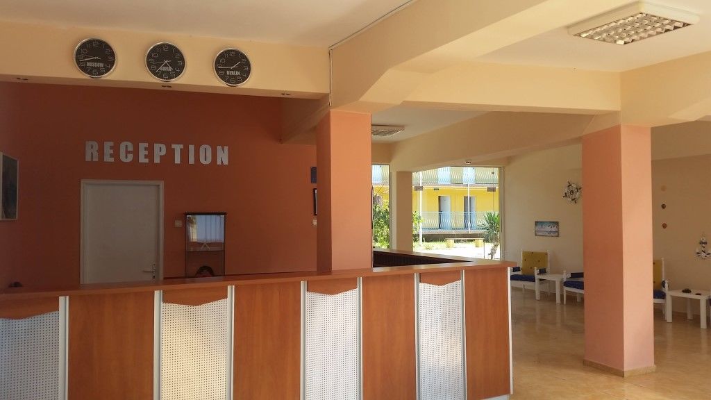 Continental Blu Hotel Pantai Sunny Bagian luar foto